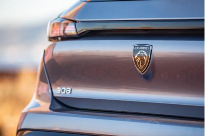 Peugeot 308 1.5BlueHDi EAT8 130Ps